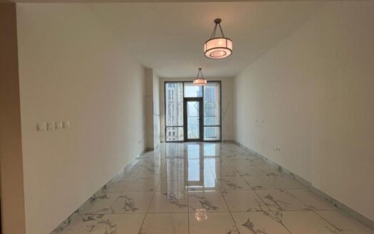 Top Notch Tower Large 2 Bed Very Well Maintained