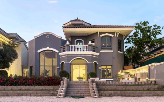 4 BR plus Maids fully furnished villa for Rent