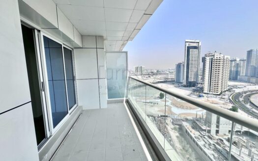Spacious layout | semi closed kitchen | open view
